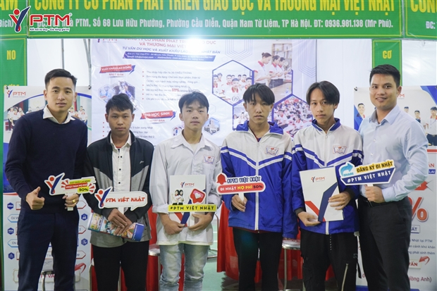 PTM Việt Nhật tạo dấu ấn tại Hội chợ kết nối việc làm huyện Quản Bạ - Hà Giang