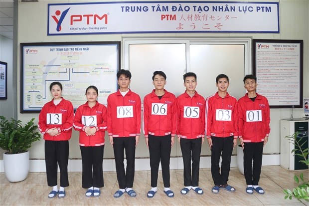 Chúc mừng 7 tân học viên xuất sắc ghi danh Nhật tiến!
